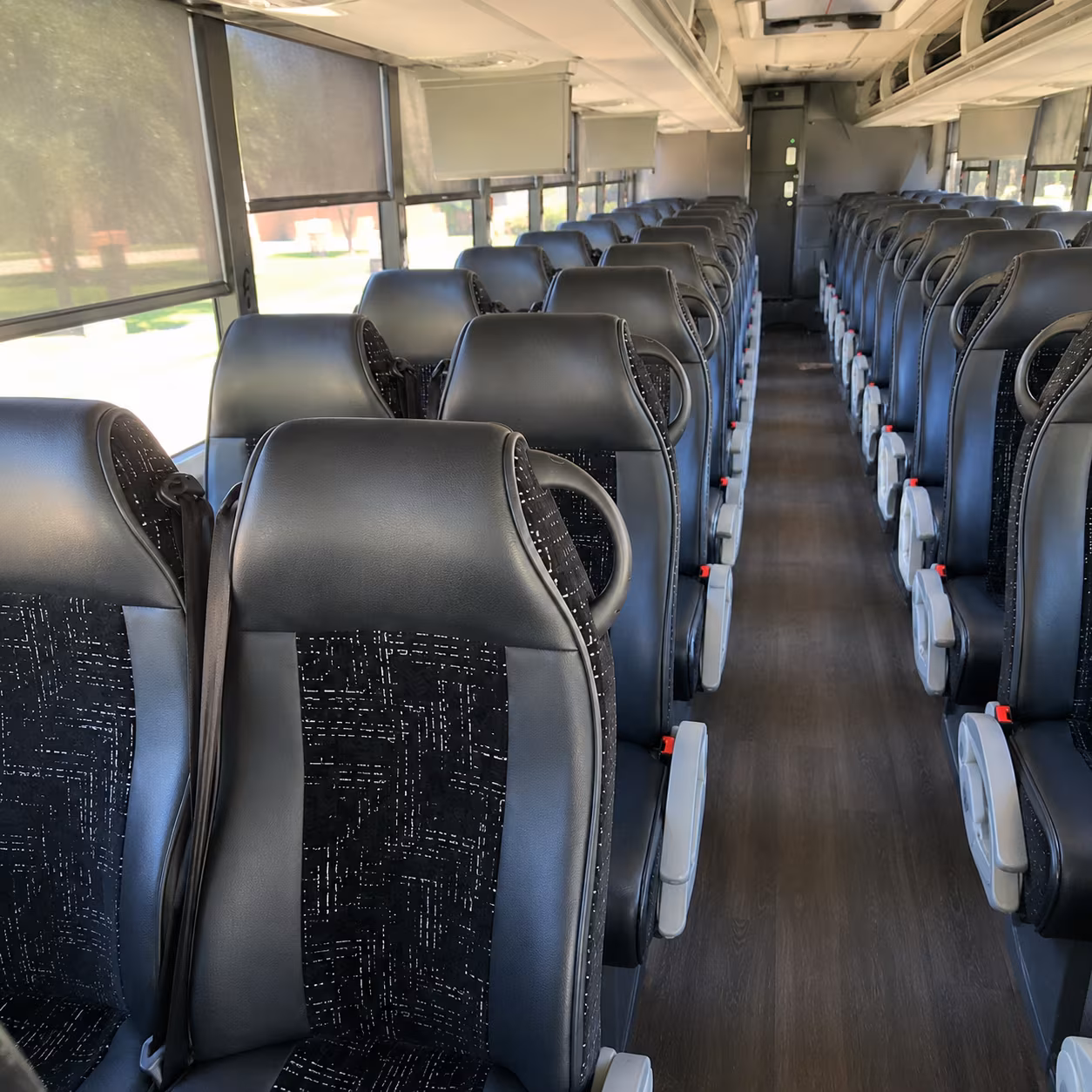 charter bus rentals for high school and college campus tours from antioch