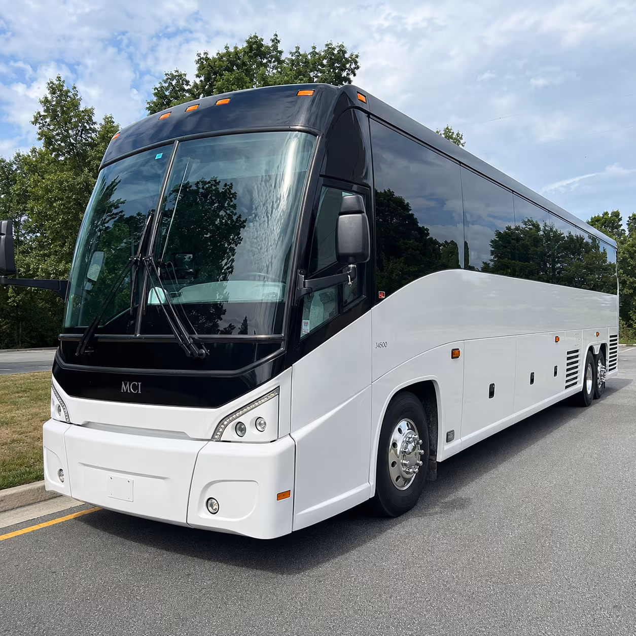 shuttle buses for antioch employers near the bart station