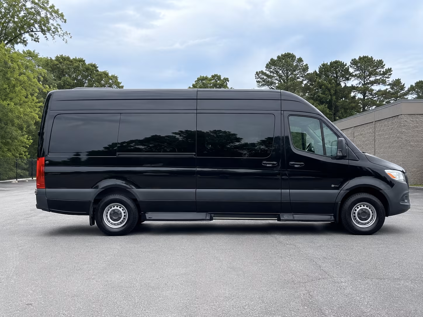 sprinter vans and minibuses for antioch bridal party transportation